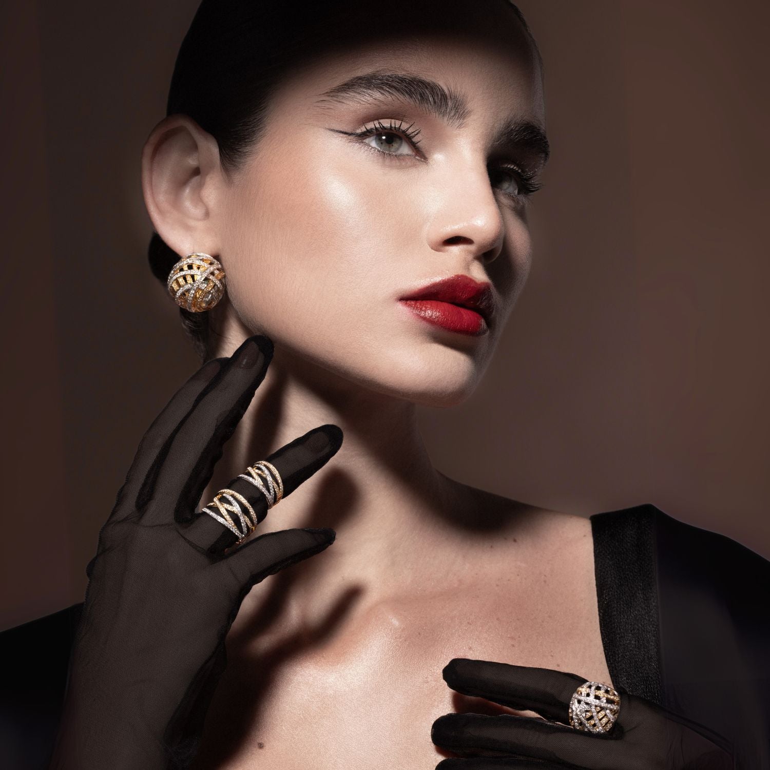 Model wearing Aura handcrafted high jewelry - gold and diamonds - Josette Leon