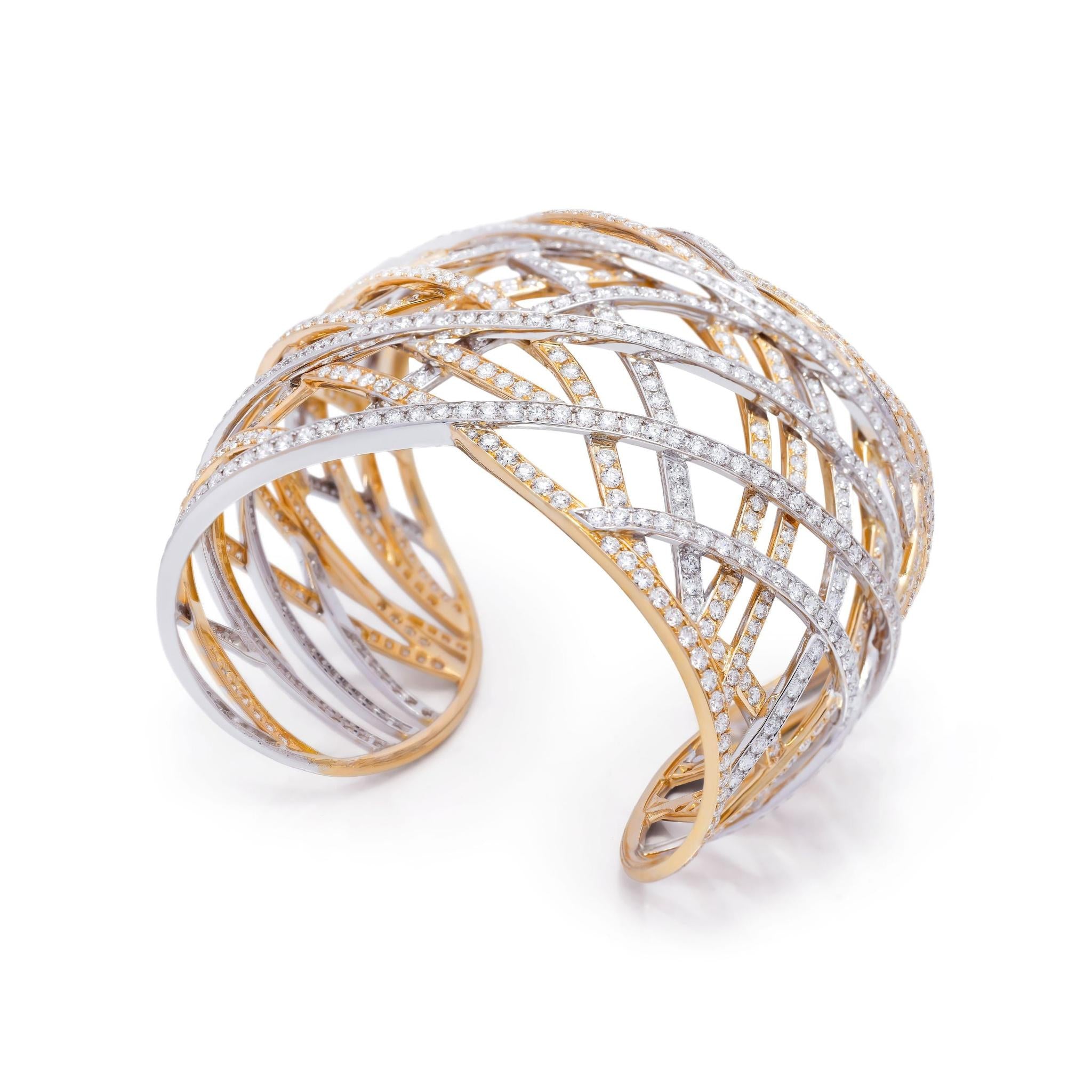 Aura Bangle-high jewelry in white and yellow gold with diamonds